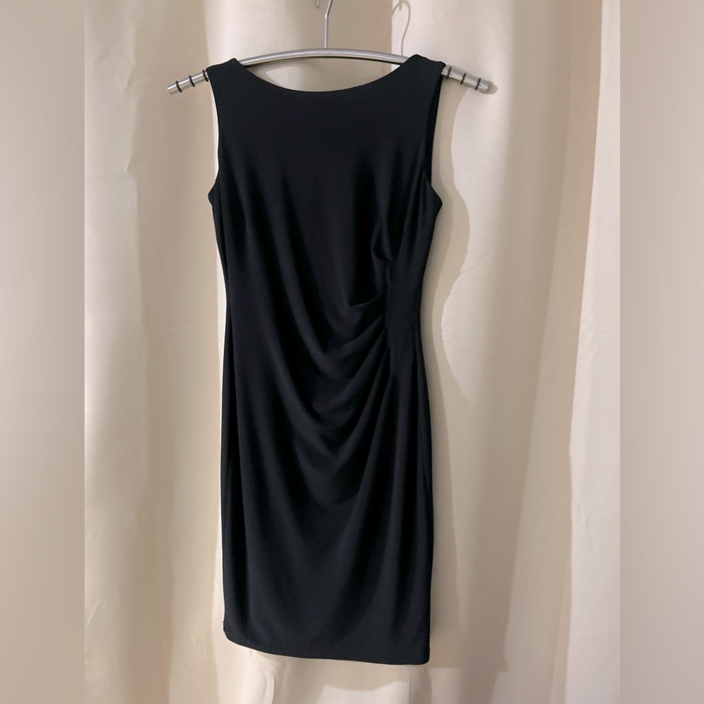 Anne Klein sleeveless black dress LBD. Size 2